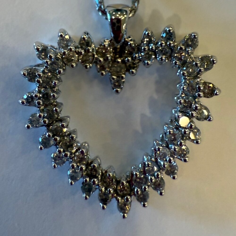 Diamond Heart Pendant 1ct TW 14k White Gold 18" Chain
